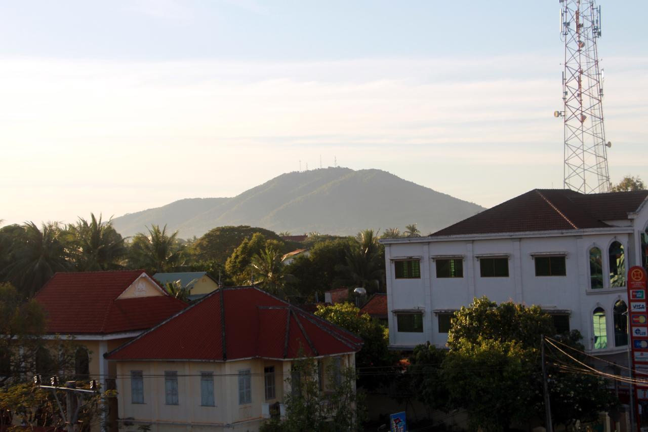 Kampong Chhnang Pama Hotel מראה חיצוני תמונה
